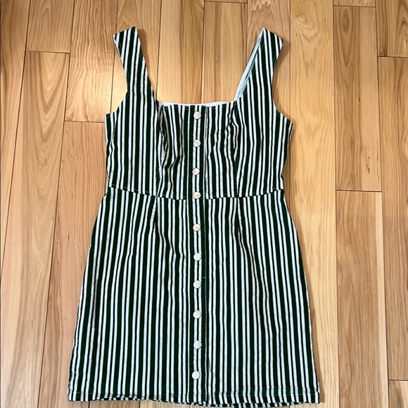 Urban Outfitters Green and White Striped women’s Dress - Picture 3 of 8